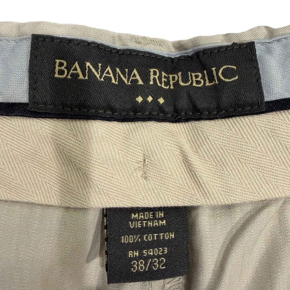 Banana Republic Mens Khaki Chino Pants 38x32 Beige Cotton Straight Leg NWT‎